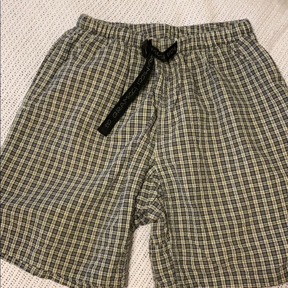 Nice Men’s Medium GRAMICCI Plaid design Shorts